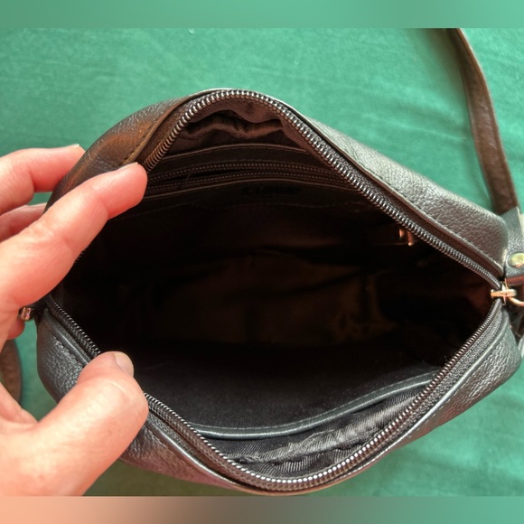 STORM London Leather Ladies Camera Across Body Bag black - Picture 7 of 15